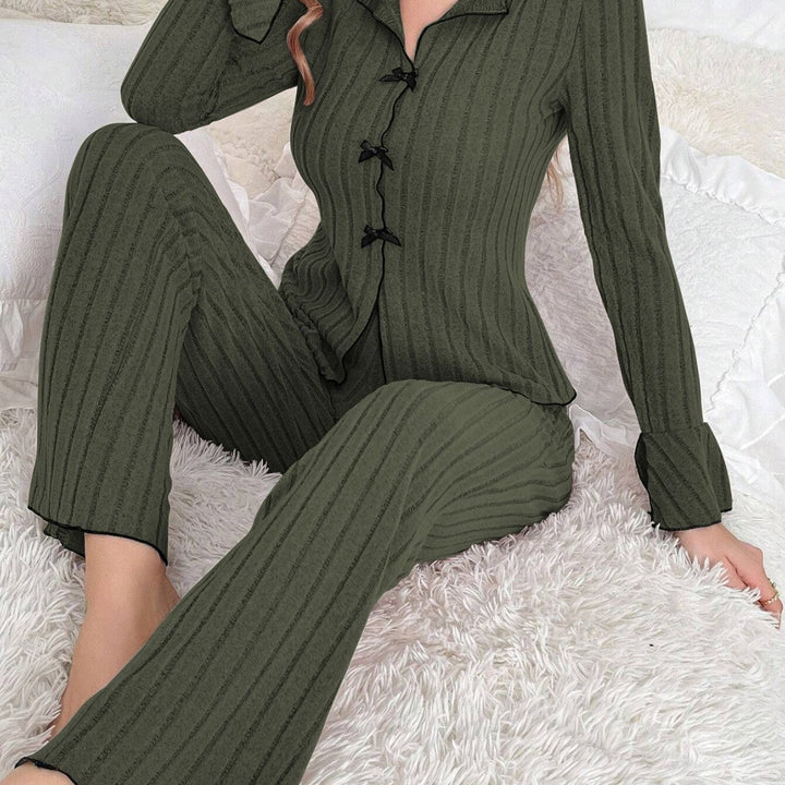 Kenzie™ - Chic V-Neck Top & Pants Loungewear Set
